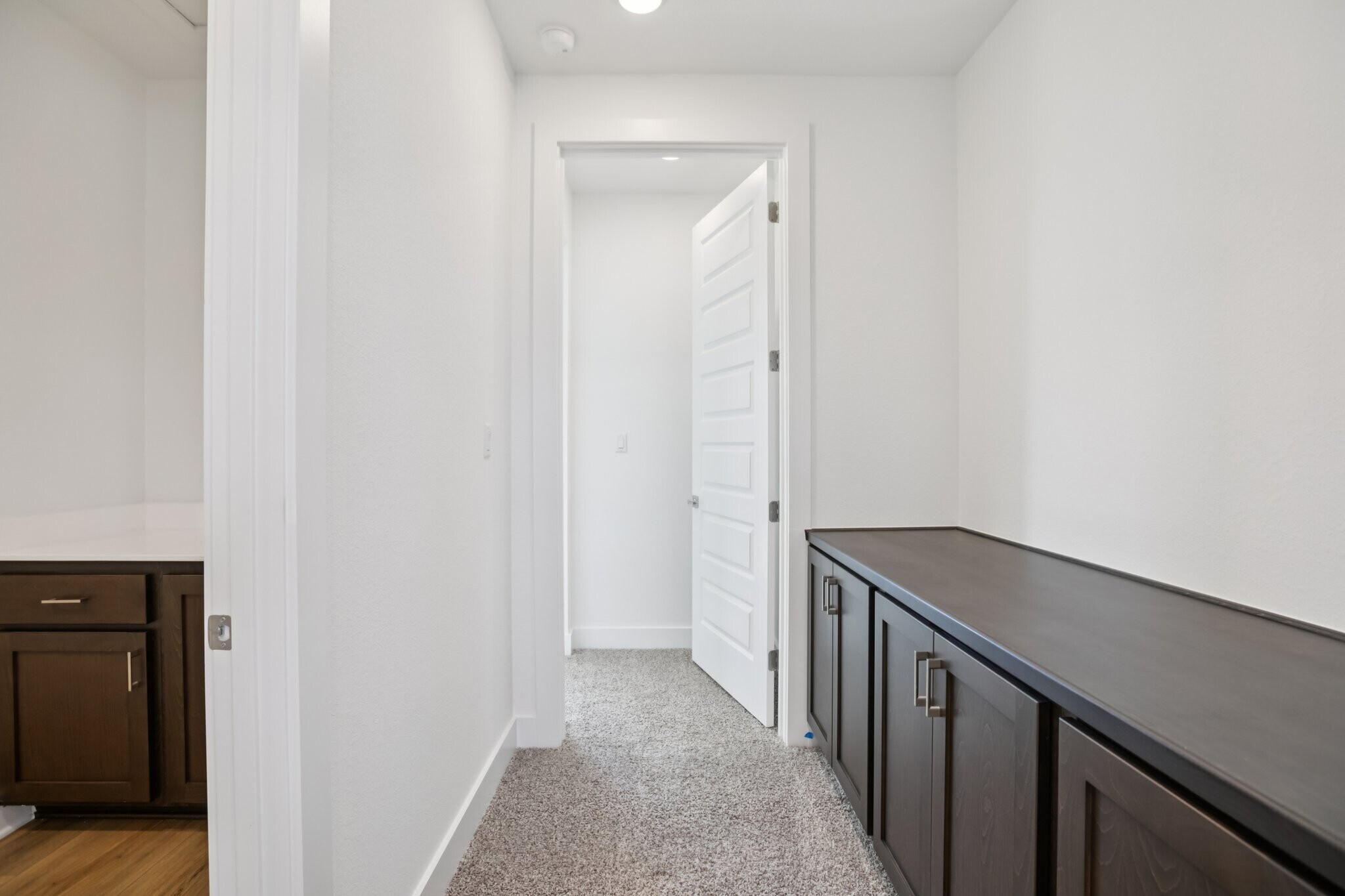 Building Photo - 1104 Yaupon Holly Dr