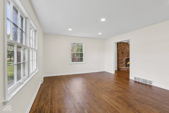 Building Photo - 6838 Johnson Rd