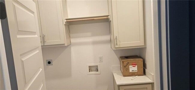 Building Photo - 832 Dockery Ln