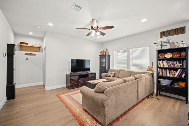 Building Photo - 3617 Crimson Embers Ln