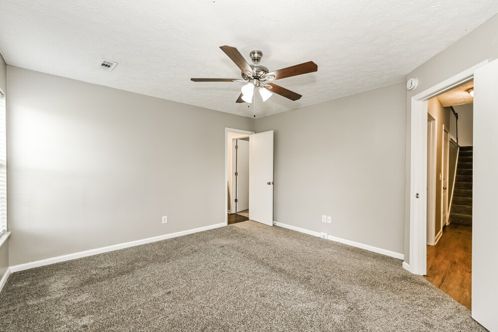 Building Photo - 207 Fairfield Dr