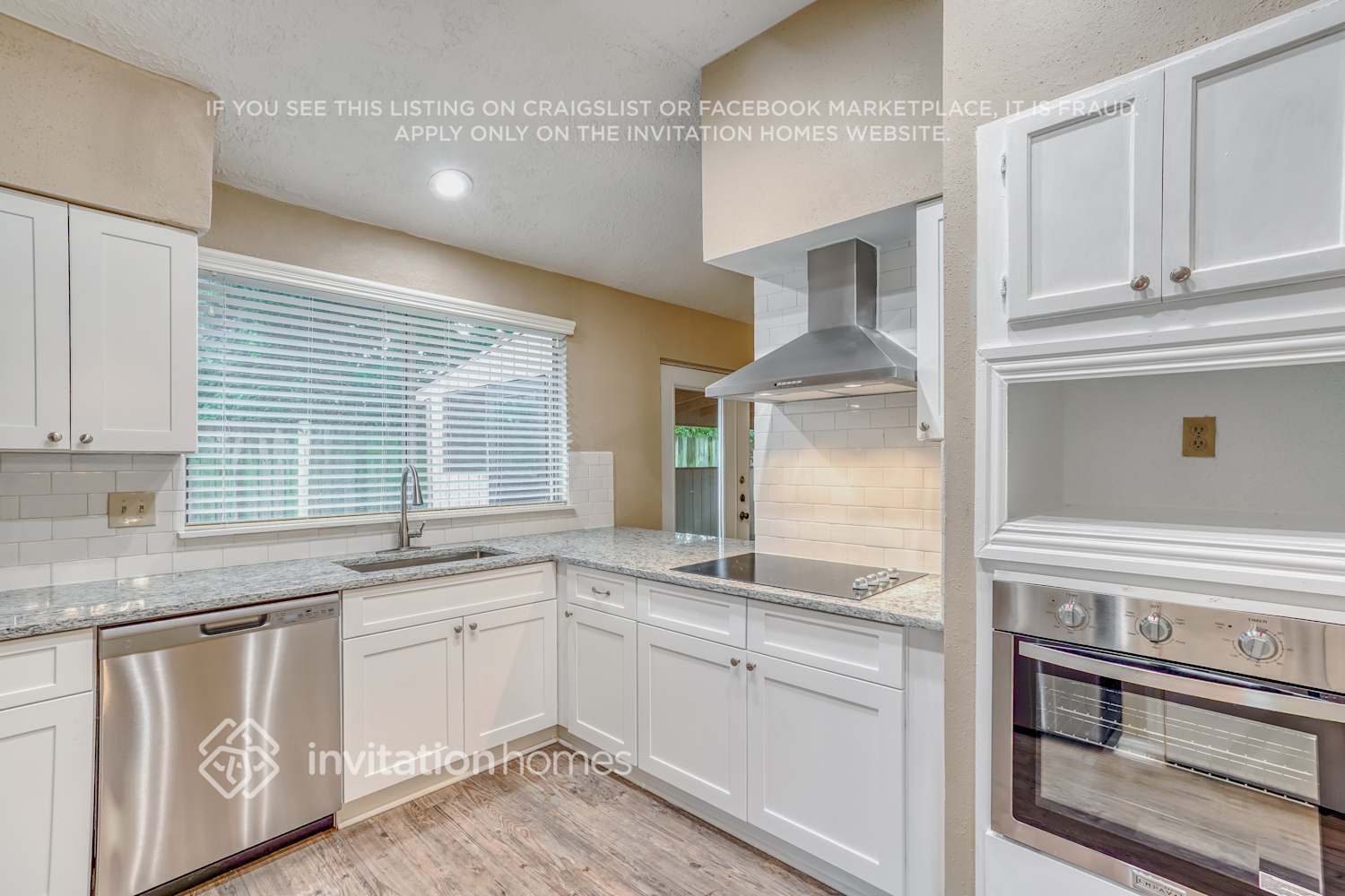 Building Photo - 10579 Twilight Moon Dr
