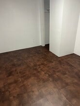 Building Photo - 5524 N Audubon St