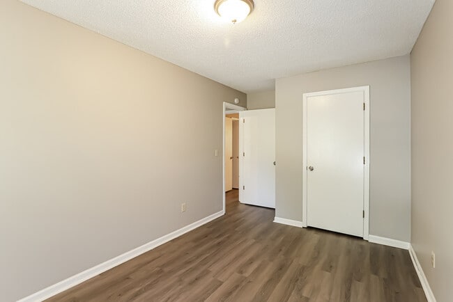 Building Photo - 8311 N Everton Ave