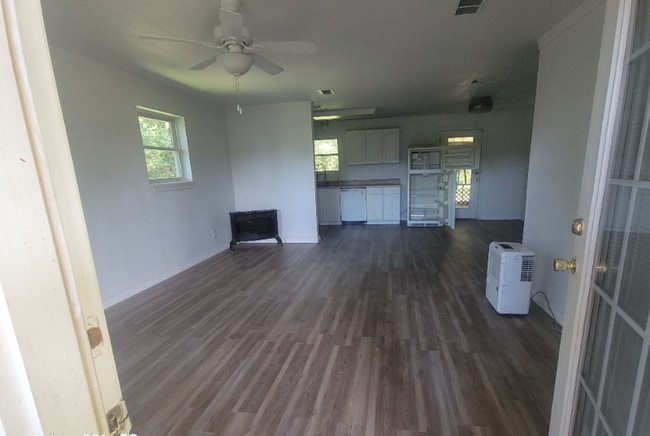 Building Photo - 6590 Dewrell Square