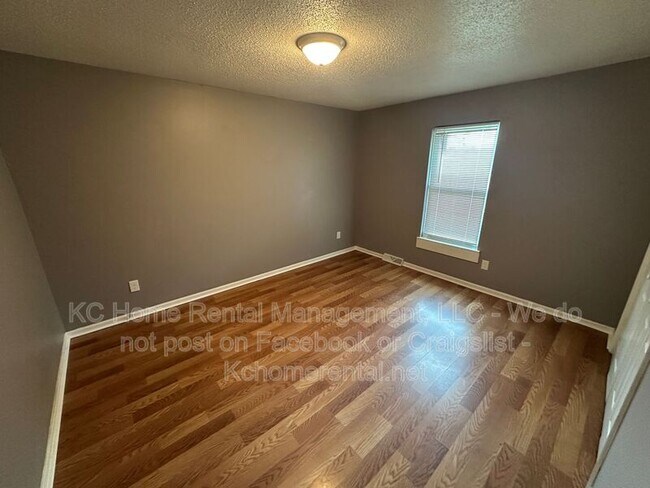 Building Photo - 420 N Jennings Rd