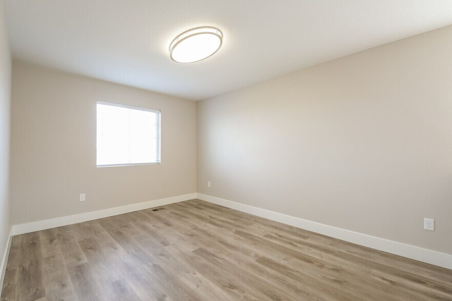 Building Photo - 7330 S Old Hammer Way