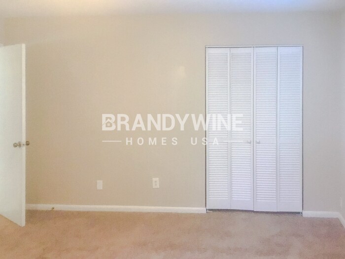 Building Photo - 1608 Robin Ln