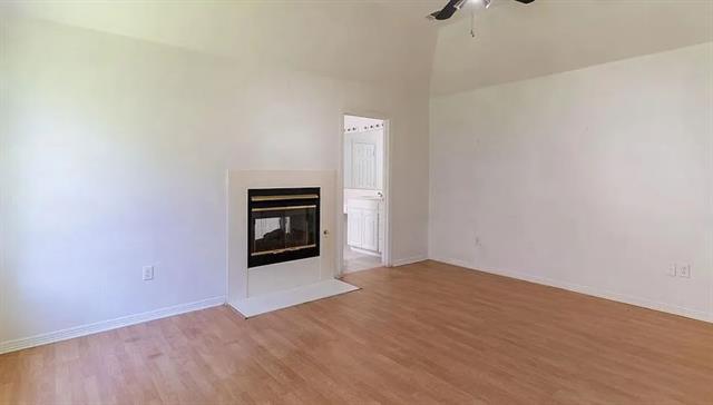 Building Photo - 492 Shade Tree Cir