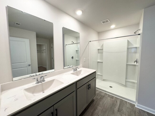 Building Photo - Conway - 4 Bedroom / 2 Bathroom House