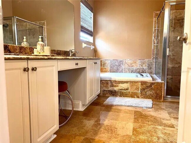 Building Photo - 1539 Crossvine Ct
