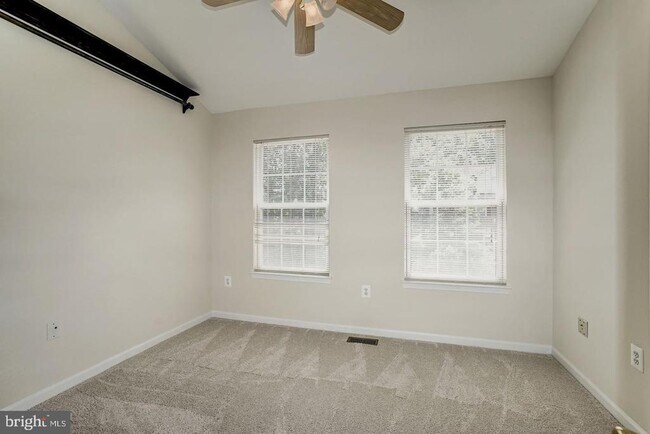 Building Photo - 6563 McKenna Way