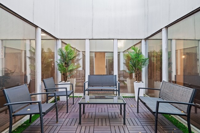 Building Photo - 9907 Towne Tower Ln