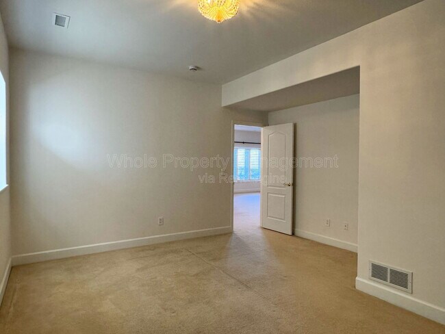 Building Photo - 14973 W 32nd Dr