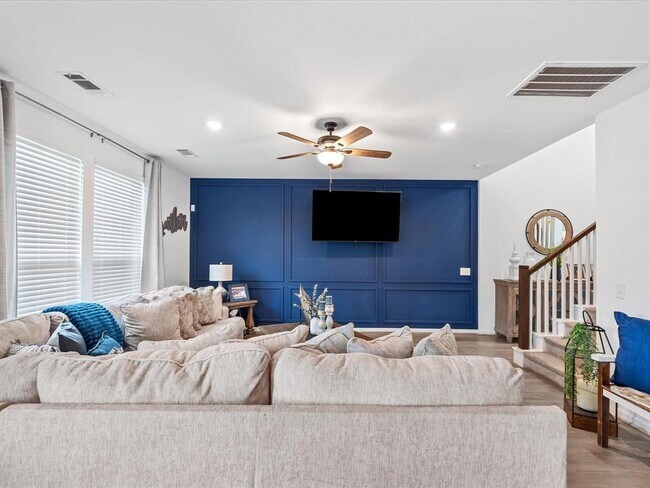 Building Photo - 1067 Greenshank Dr