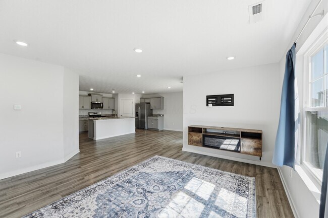 Building Photo - 3040 Wyntree Dr