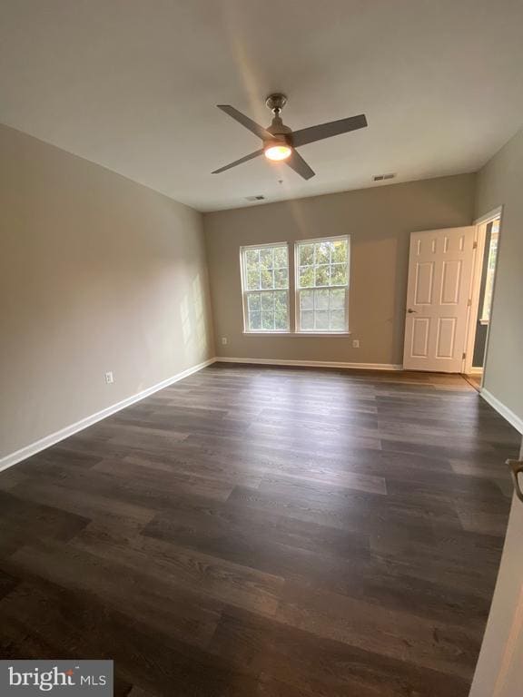 Building Photo - 219 Staysail Drive