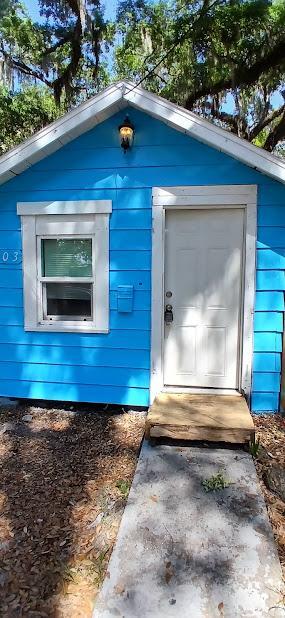 Building Photo - 1503 Palmway St