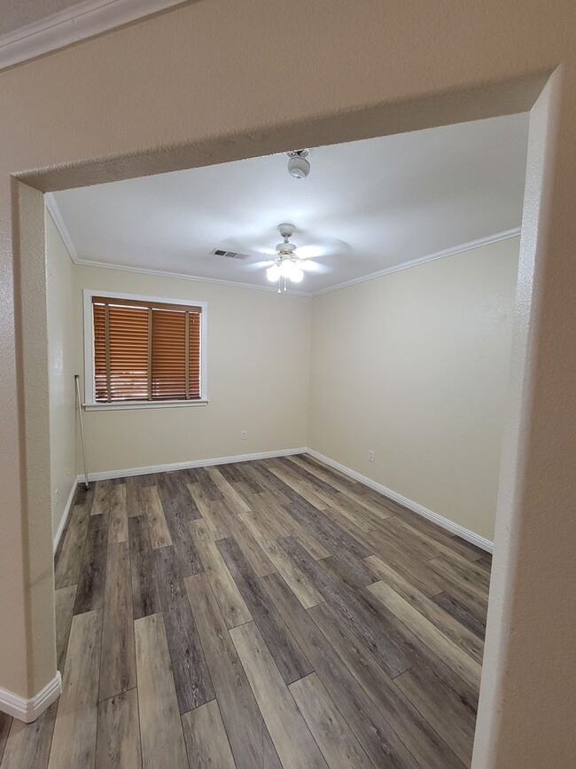 Building Photo - Beautiful Home available in Brawley