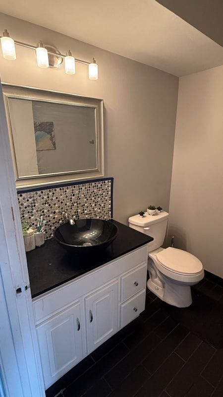 Building Photo - 735 Hamilton Ct