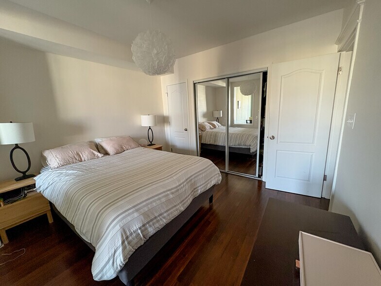 Building Photo - 807 Decatur St NW