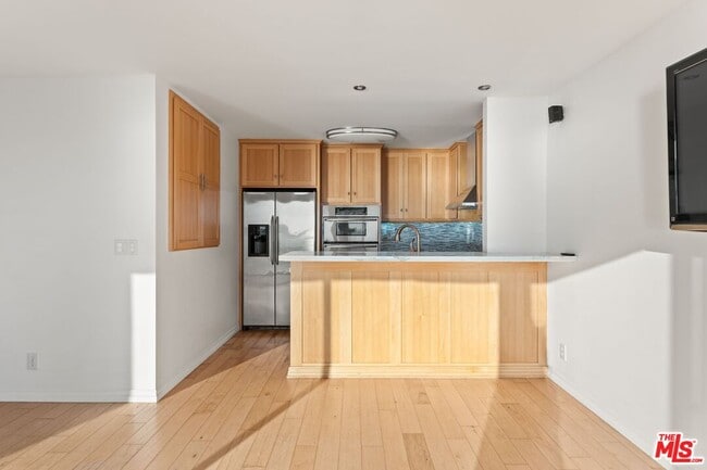 Building Photo - 11942 Whitewater Ln