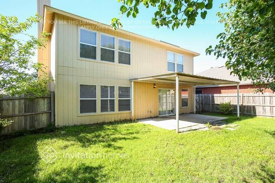 Building Photo - 10116 Chapel Hill Ct