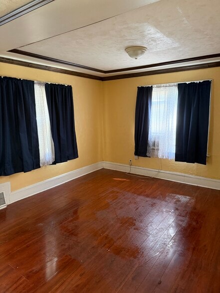 Building Photo - 4051 N 48th St