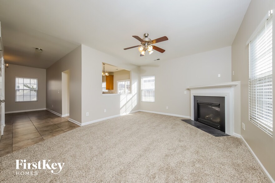 Building Photo - 1511 Pecan Ln