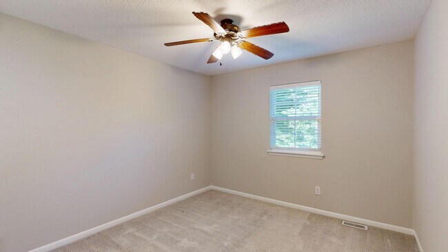 Building Photo - 3280 Heathstead Pl