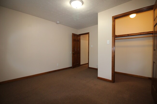 Building Photo - 937 Prospect St