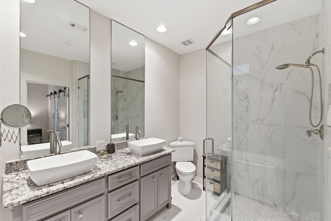 Building Photo - 5807 Ettrick Dr