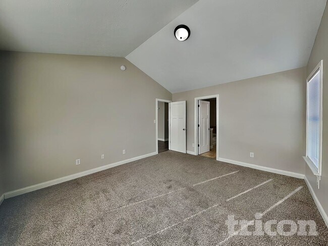 Building Photo - 3345 Deerbrook Dr