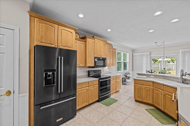 Building Photo - 4751 Papaya Park