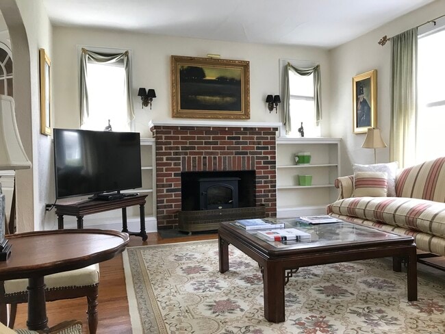 Building Photo - 46 Parkway