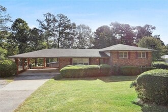 Building Photo - 1986 Bells Ferry Rd