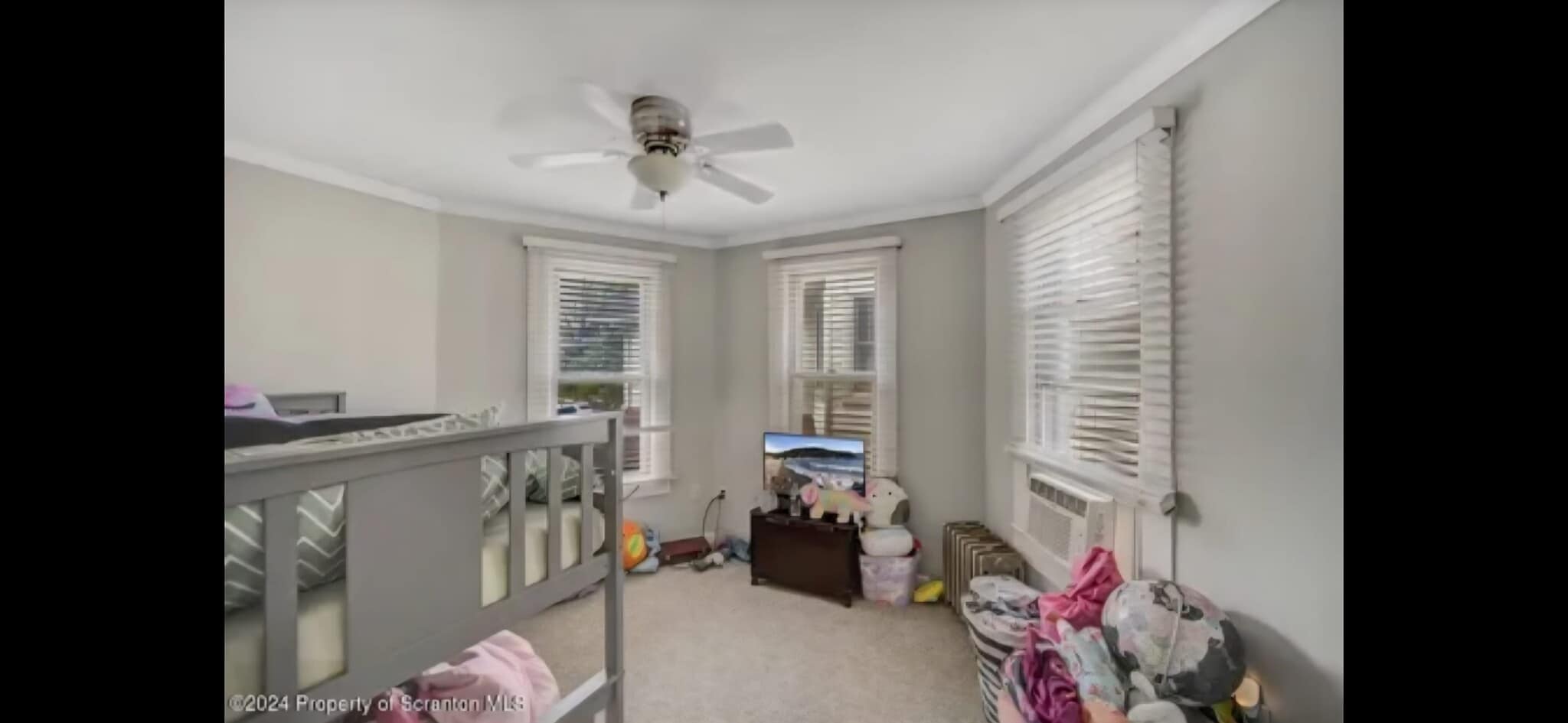 Building Photo - 1727 Monroe Ave