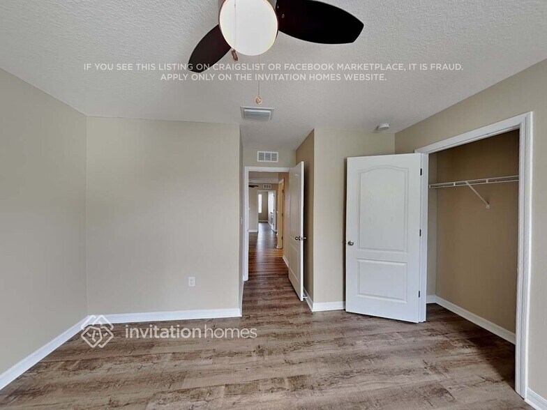 Building Photo - 10527 Whispering Hammock Dr