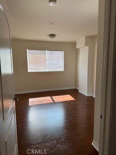 Building Photo - 13525 Vanowen St