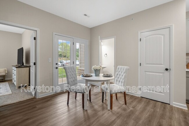 Building Photo - 15 Millswood Dr