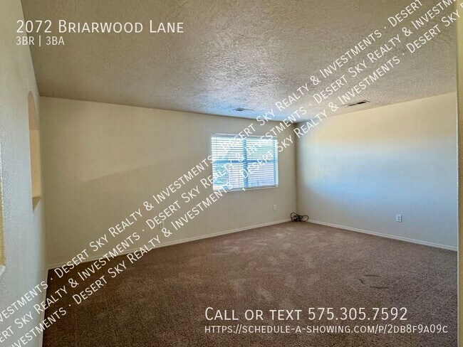 Building Photo - 2072 Briarwood Ln
