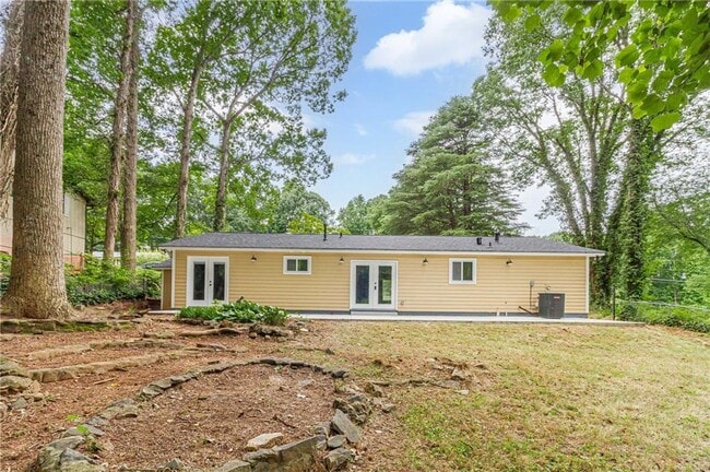 Building Photo - 1540 Spender Dr