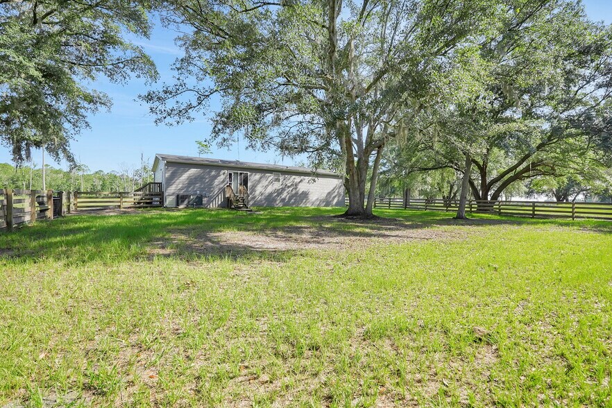 FENCED IN BACK YARD - 5854 County Road 315C