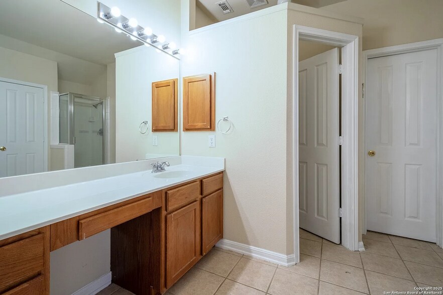 Building Photo - 9207 Larsons Ln