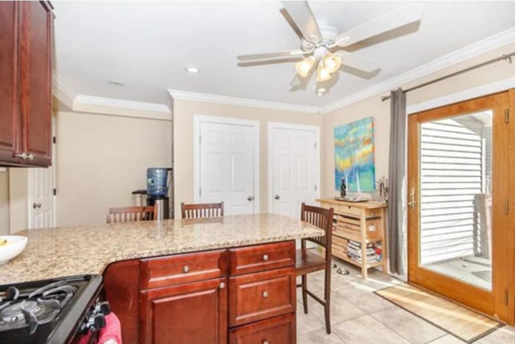 Building Photo - 4 Patterson St