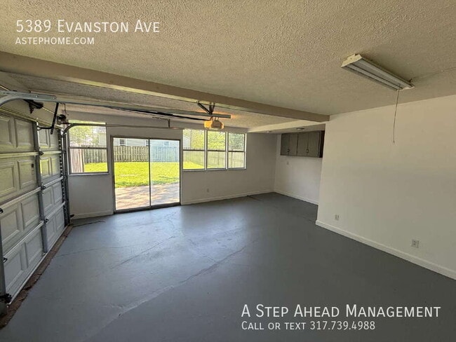 Building Photo - 5389 Evanston Ave