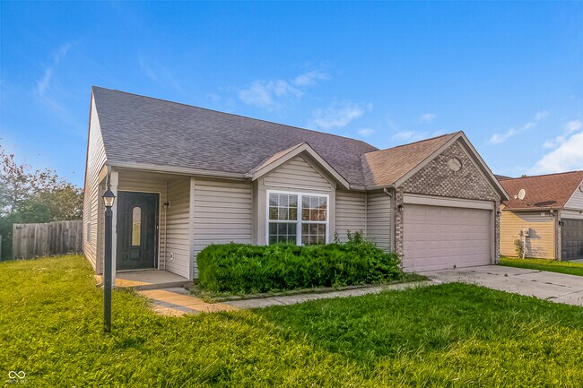 Building Photo - 2226 Leaf Dr