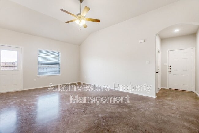 Building Photo - 118 Samuel Dr