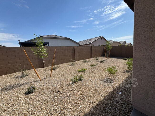 Building Photo - 14930 W Buckskin Trl