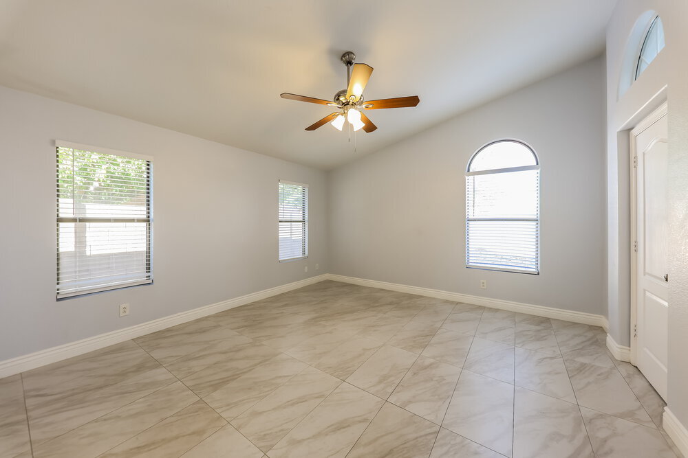 Building Photo - 6490 W Wahalla Ln